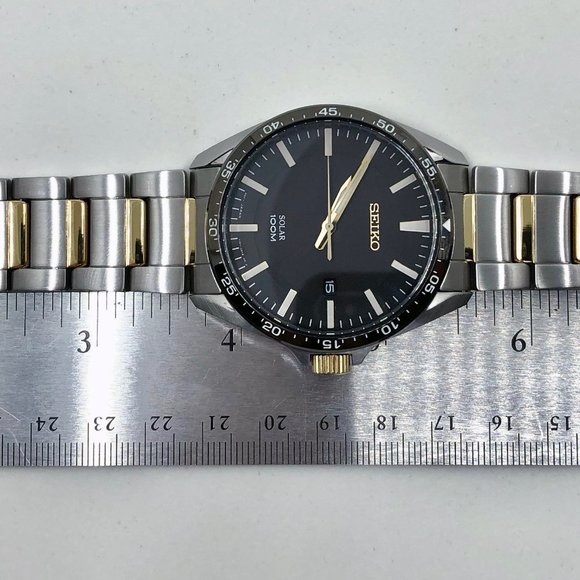 Unworn Seiko Essentials Solar Men's Watch SNE485 - Picture 9 of 11